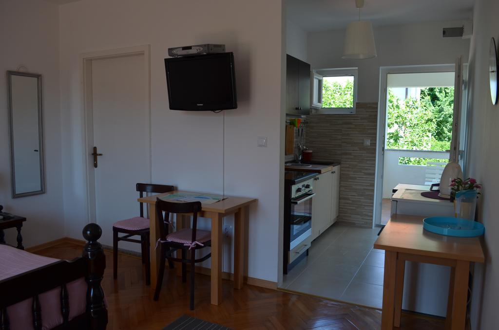 Apartment Mili *